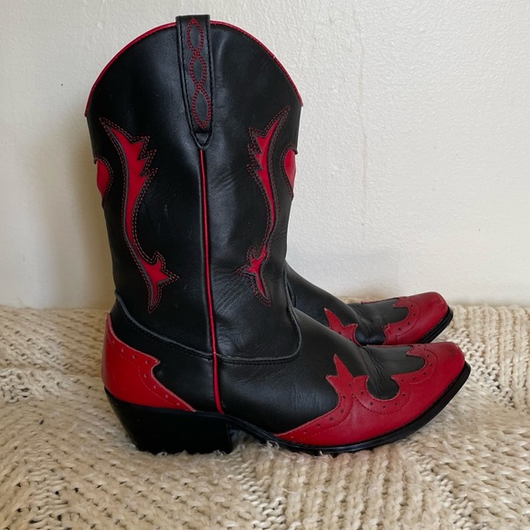 American West Trading co. Heart boots - Picture 5 of 12